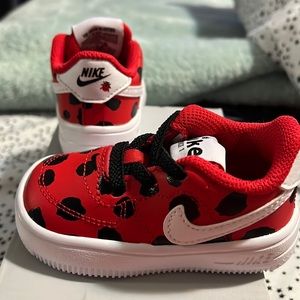 Nike Force 1 '18 SE "Lil Bugs" size 4C
